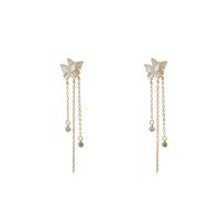 Moda flecos pendientes, metal, Mariposa, chapado en color dorado, Joyería & micro arcilla de zirconia cúbica & para mujer, dorado, 15x75mm, Vendido por Par