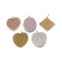 Pendentifs de coquillage naturel, coquille d'eau douce, Forme différente pour le choix & unisexe & givré, plus de couleurs à choisir, Vendu par PC