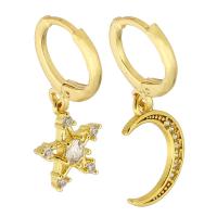 Pendientes asimétricos, metal, Luna y estrella, chapado en color dorado, micro arcilla de zirconia cúbica & para mujer, 23mm,28mm, Vendido por Par