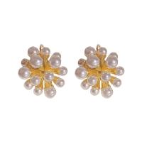 laiton boucle d'oreille leverback, avec perle de plastique, fleur, Plaqué d'or 14K, bijoux de mode & pour femme, blanc Vendu par paire