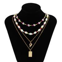 Collier de mode Multi couche, Alliage de cuivre, avec Seedbead & perle de plastique, avec 7cm chaînes de rallonge, Placage de couleur d'or, bijoux de mode & multicouche & pour femme, multicolore cm, 50 cm, Vendu par fixé