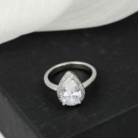 Anneau de cuivre de Zircon, laiton, larme, Placage de couleur platine, normes différentes pour le choix & pour femme & avec zircone cubique, couleur platine, Vendu par PC