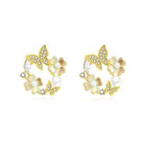 Boucle d'oreille en alliage de zinc en plastique perle, avec perle de plastique, papillon, Placage de couleur d'or, bijoux de mode & pavé de micro zircon & pour femme, doré Vendu par paire