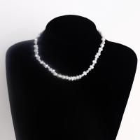 Collier de perles en plastique, alliage de zinc, avec Plastique ABS perle, avec 5cm chaînes de rallonge, bijoux de mode & pour femme, blanc cm, Vendu par brin