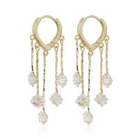 Huggie Hoop Drop Earring, laiton, Placage de couleur d'or, pavé de micro zircon & pour femme, doré Vendu par paire