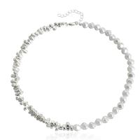 Collier de perles en plastique, alliage de zinc, avec Plastique ABS perle, avec 5cm chaînes de rallonge, Placage de couleur argentée, bijoux de mode & pour femme, argent cm, Vendu par brin