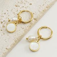 Boucles d'oreilles en acier titane, avec coquille & perle de plastique, Plaqué or 18K, bijoux de mode & pour femme, doré, 33mm, Vendu par paire