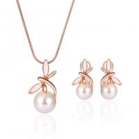 ensembles de bijoux de mode en alliage zinc, alliage de zinc, boucle d'oreille & collier, avec perle de plastique, avec 5cm chaînes de rallonge, Plaqué de couleur d'or rose, pour femme, blanc Environ 45 cm, Vendu par fixé