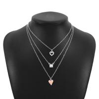 Collier de mode Multi couche, alliage de zinc, avec perle de plastique, coeur, Placage, trois couches & pour femme & émail & avec strass, plus de couleurs à choisir .76-16.92 pouce, Vendu par PC