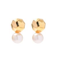 Freshwater Pearl Brass Earring, with Freshwater Pearl, gold color plated, fashion jewelry & for woman 