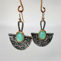 Boucle d'oreille en demi-gemme , alliage de zinc, avec Calcédoine verte, Plaqué de couleur d'argent, Vintage & pour femme Vendu par paire