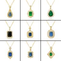 Collier de bijoux de titane, Acier titane, avec laiton, Placage de couleur d'or, Forme différente pour le choix & pavé de micro zircon & pour femme, plus de couleurs à choisir Environ 45 cm, Vendu par PC