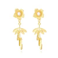 Pendientes de Perno de Aleación de Zinc, con Perlas plásticas, chapado en color dorado, Joyería & para mujer, dorado, 68x24mm, Vendido por Par