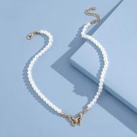 Collier de perles en plastique, alliage de zinc, avec perle de plastique, avec 6cm chaînes de rallonge, Placage de couleur d'or, bijoux de mode & pour femme & avec strass, blanc Environ 36 cm, Vendu par PC