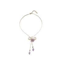 Collier de chaîne en laiton de perles d'eau douce, perle d'eau douce cultivée, avec coquille blanche & améthyste & laiton, papillon, Plaqué or 18K, bijoux de mode & pour femme Environ 17.7 pouce, Vendu par PC