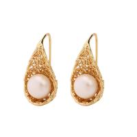 Freshwater Pearl Brass Earring, with Freshwater Pearl, gold color plated, fashion jewelry & for woman, golden 