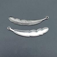 Colgantes de pluma de aleación de cinc, aleación de zinc, chapado en color de plata antigua, Sostenible & Resistente a la corrosión & Bricolaje, 55x13mm, aproximado 100/UD, Vendido por UD