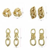 Boucle d'oreille de goutte en fer, Placage de couleur d'or, styles différents pour le choix & pour femme & creux, 17-46mm, Vendu par paire