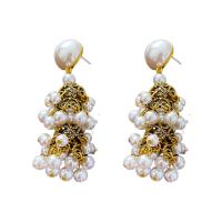 Plastic Pearl Zinc Alloy Earring, with Plastic Pearl, fashion jewelry & for woman, golden 