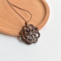 Schmuck Perlen Halskette, Kokosrinde, mit Wachsschnur, Blume, Modeschmuck, braun, 4mm, Länge:44 cm, verkauft von PC