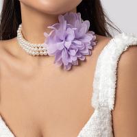 Ожерелье Мода Choker, Пластиковая жемчужина, с Шифон, с 7CM наполнитель цепи, Форма цветка, Другое покрытие, ювелирные изделия моды & Женский, Много цветов для выбора, длина:Приблизительно 30 см, продается PC