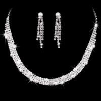 Schmuck Geschenk Sets, Strass, mit Messing Klaue Kette & Kunststoff Perlen, silberfarben plattiert, 2 Stück & Modeschmuck & für Frau, klar, 45mm, Länge:ca. 43 cm, verkauft von setzen