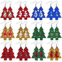 Pendientes de Navidad, Cuero de PU, con Lentejuelas & fundición, Árbol de Navidad, estampado, Diseño de Navidad & Joyería & diferentes patrones para la opción & para mujer, más colores para la opción, 35x75mm, Vendido por Par