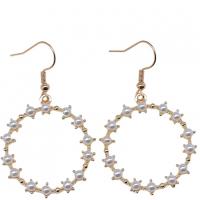 Boucle d'oreille goutte Zinc Alloy, alliage de zinc, avec perle de plastique, beignet, plaqué de couleur d'or KC, Vintage & bijoux de mode & pour femme & creux, blanc  Vendu par paire