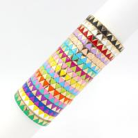 Moda pulseras de la aleación de Zinc, Triángulo, chapado en color dorado, Joyería & Estilo bohemio & barniz de secado al horno & unisexo, más colores para la opción, 7mm, diámetro interior:aproximado 55mm, Vendido por UD