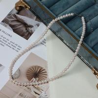 Collier de chaîne en laiton de perles d'eau douce, perle d'eau douce cultivée, avec laiton, avec 5cm chaînes de rallonge, bijoux de mode & pour femme, blanc, 4-5mm Environ 40 cm, Vendu par PC