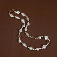 Collier de chaîne en laiton de perles d'eau douce, perle d'eau douce cultivée, avec laiton, Plaqué or 18K, bijoux de mode & pour femme, blanc, 3-4mm,7-10mm Environ 42 cm, Vendu par PC