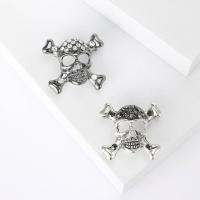 Rhinestone Zinc Alloy Brooch, Skull, plated, fashion jewelry & for woman & with rhinestone & hollow 