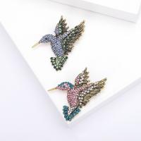 Broche de diamantes de imitación de la aleación de Zinc, Pájaro, chapado en color dorado, Joyería & para mujer & con diamantes de imitación, más colores para la opción, 48x47mm, Vendido por UD