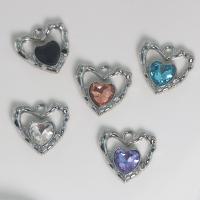 Colgantes de diamantes de imitación de la aleación de zinc, Corazón, chapado en color de plata, Bricolaje & con diamantes de imitación & hueco, más colores para la opción, 19.3x18.7x5.2mm, Vendido por UD