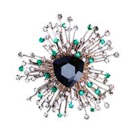 Rhinestone Zinc Alloy Brooch, gold color plated, fashion jewelry & with rhinestone 