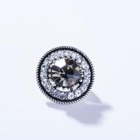 Rhinestone Zinc Alloy Brooch, Round, gold color plated, fashion jewelry & with rhinestone 