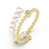 El Anillo con Perla de Agua Dulce Cultivada, Perlas cultivadas de agua dulce, con metal, chapado en color dorado, Joyería & para mujer & con diamantes de imitación, Blanco, 3-3.5mm,3mm, Vendido por UD