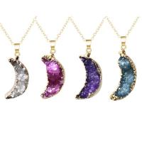 Agate Pendants de Quartz , agate quartz de glace, avec laiton, lune, Placage de couleur d'or, DIY, plus de couleurs à choisir, 6-7x20-21mm, Vendu par PC