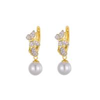 Silver Earring Zircon pavent Sterling, Argent sterling 925, avec Shell Pearl, papillon, Placage, bijoux de mode & pavé de micro zircon & pour femme, plus de couleurs à choisir, 9.2mm,8mm, Vendu par paire