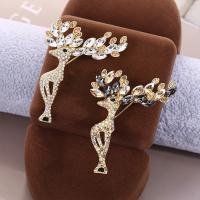 Rhinestone Zinc Alloy Brooch, fashion jewelry & for woman & with rhinestone 