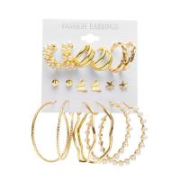 Pendiente de aleación de cinc con perlas plásticas, aleación de zinc, con Perlas plásticas, chapado en color dorado, Joyería & para mujer, earring length 20-60mm, Vendido por Set