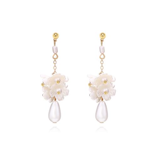 Pendiente de aleación de cinc con perlas plásticas, con aleación de zinc, Flor, chapado en color dorado, Joyería & para mujer, Blanco, 16x53mm, Vendido por Par