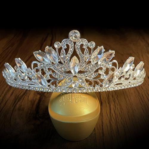 Bridal Tiaras, Zinc Alloy, silver color plated, fashion jewelry & for woman & with rhinestone, silver color, Diameter 140mm,height 52mm [