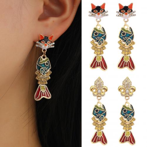 boucle d'oreille de goutte en Zinc Alloy et Émail  , alliage de zinc, poisson, Placage de couleur d'or, bijoux de mode & styles différents pour le choix & pour femme & émail & avec strass, plus de couleurs à choisir, Vendu par paire[