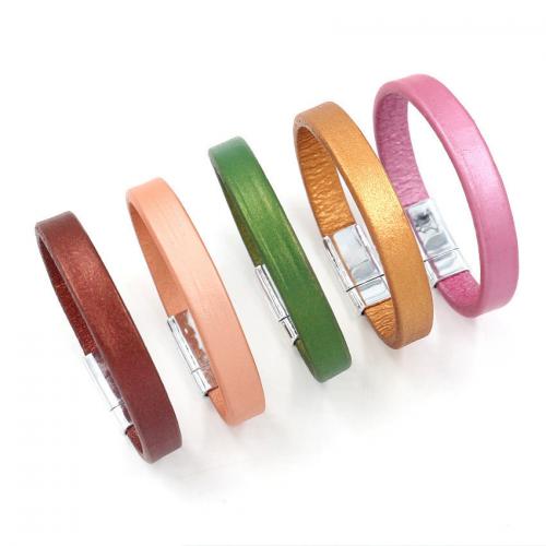 Bracelets de cuir de vachette, alliage de zinc, avec Aimant & vachette cordon, rectangle, Placage de couleur argentée, bijoux de mode & unisexe, plus de couleurs à choisir, 10mm Environ 21 cm, Vendu par PC