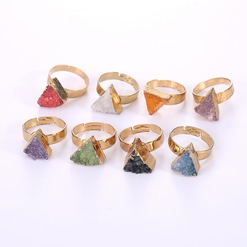 Bague en quartz, laiton, avec Cristal naturel, triangle, Placage de couleur d'or, Réglable & bijoux de mode & unisexe, Couleur aléatoire Vendu par PC