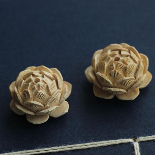 Perles en bois d'origine, Buis, fleur, gravé, DIY Vendu par PC