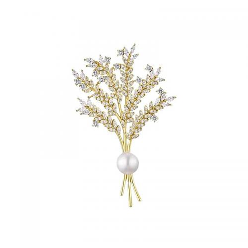 Rhinestone Zinc Alloy Brooch, with Rhinestone & Plastic Pearl, fashion jewelry & for woman & with rhinestone, golden 