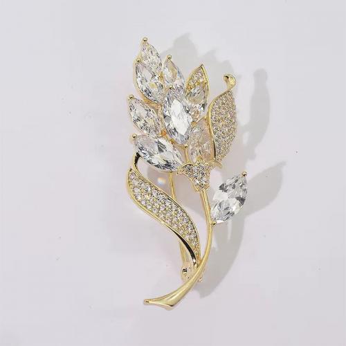 Rhinestone Zinc Alloy Brooch, with Rhinestone, fashion jewelry & for woman & with rhinestone, golden 