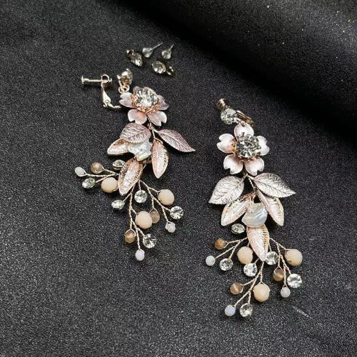 Fashion Create Jewelry Earring, Zinc Alloy, with brass wire & Rhinestone & Plastic, fashion jewelry & for woman 